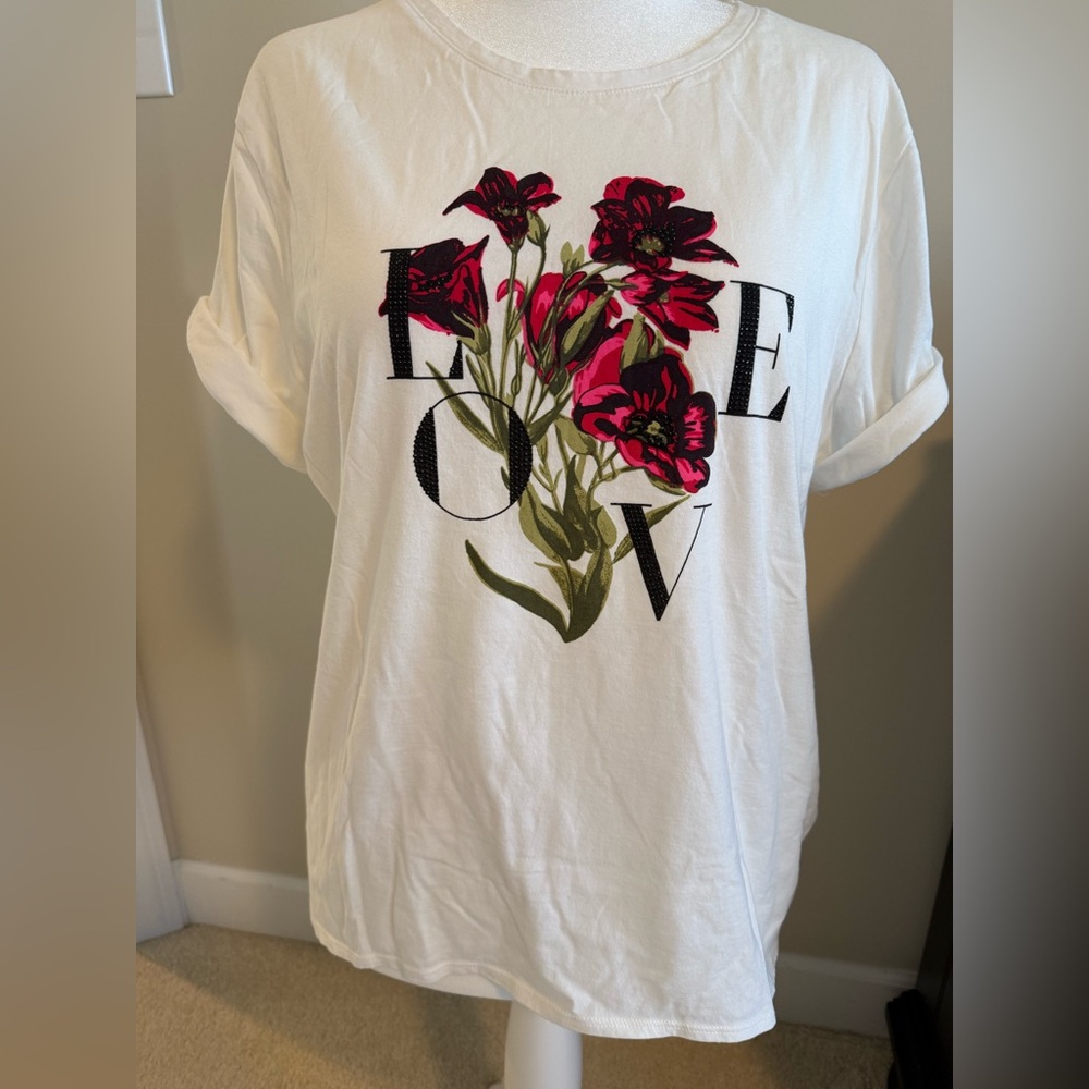 INC. International Concepts Woman’s graphic Tee Shirt